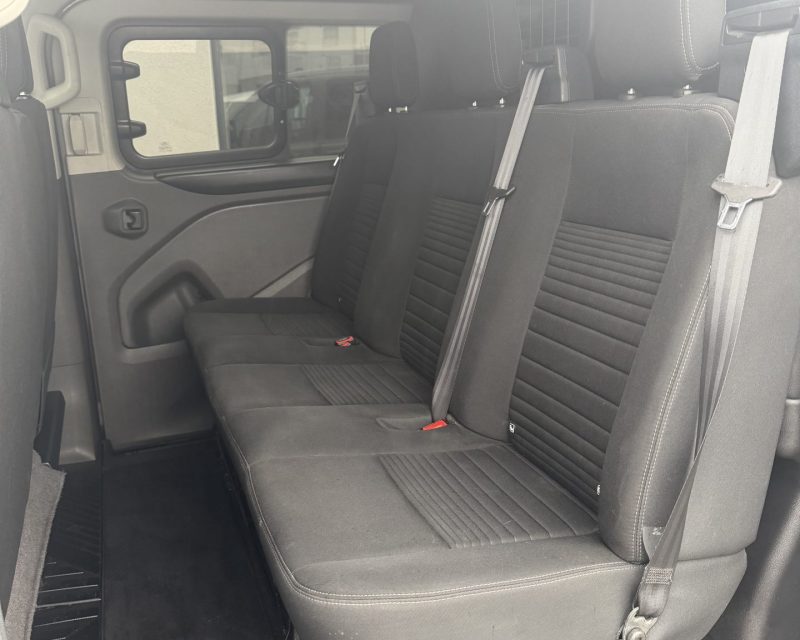 Ford Transit Custom 2.0 EcoBlue Crewvan Limited 130 LWB