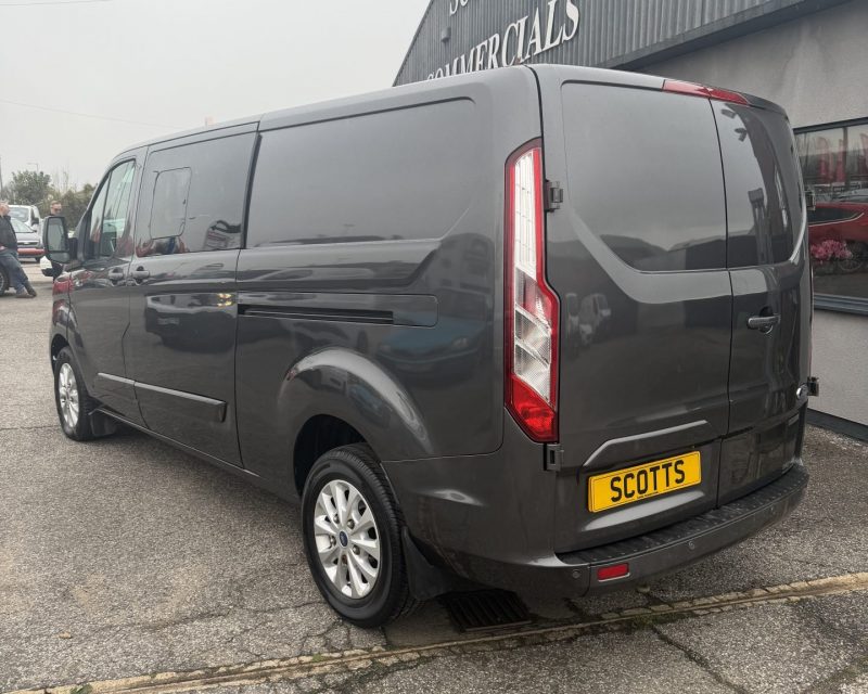 Ford Transit Custom 2.0 EcoBlue Crewvan Limited 130 LWB