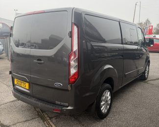 Ford Transit Custom 2.0 EcoBlue Crewvan Limited 130 LWB