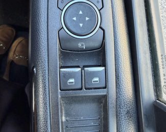 Ford Tourneo Custom 2.0 EcoBlue Titanium 130PS 9 seater LWB