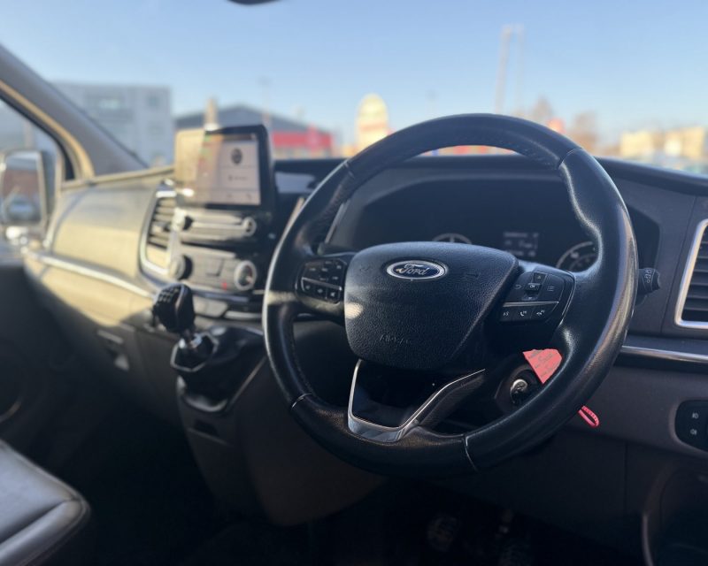 Ford Tourneo Custom 2.0 EcoBlue Titanium 130PS 9 seater LWB