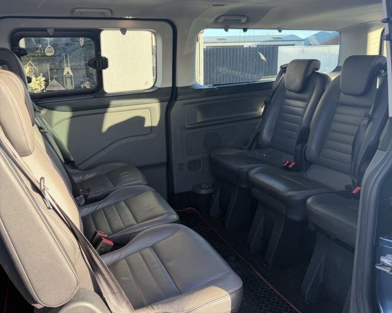 Ford Tourneo Custom 2.0 EcoBlue Titanium 130PS 9 seater LWB