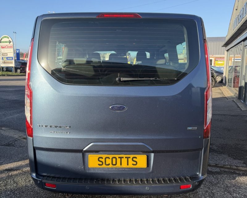 Ford Tourneo Custom 2.0 EcoBlue Titanium 130PS 9 seater LWB