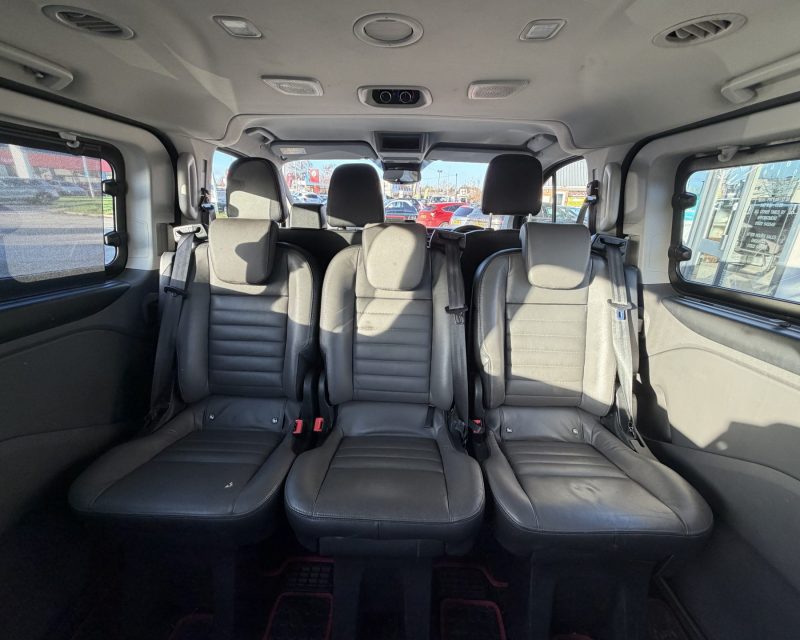 Ford Tourneo Custom 2.0 EcoBlue Titanium 130PS 9 seater LWB