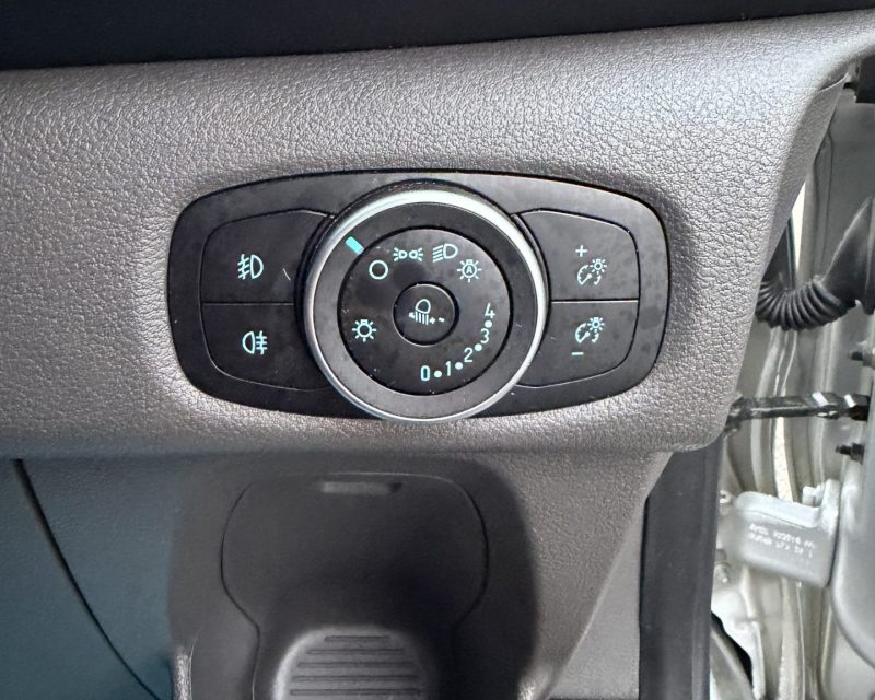 Ford Transit Custom 2.0 EcoBlue 300 Limited SWB