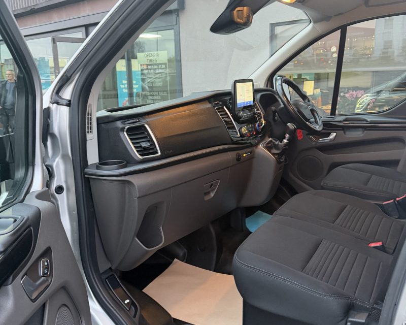 Ford Transit Custom 2.0 EcoBlue 300 Limited SWB