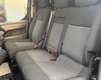 Vauxhall Vivaro 2.0 Turbo D Professional 3100 145 ps LWB