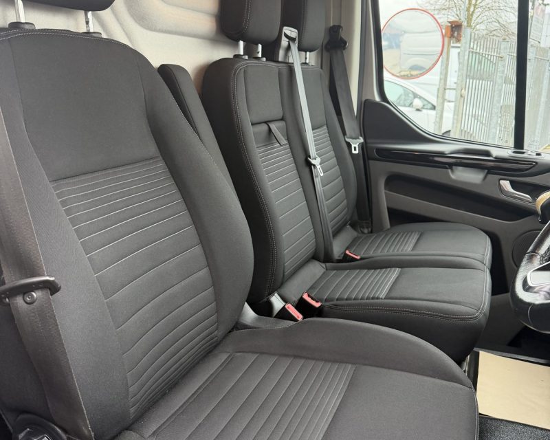 Ford Transit Custom 2.0 EcoBlue 300 Limited SWB