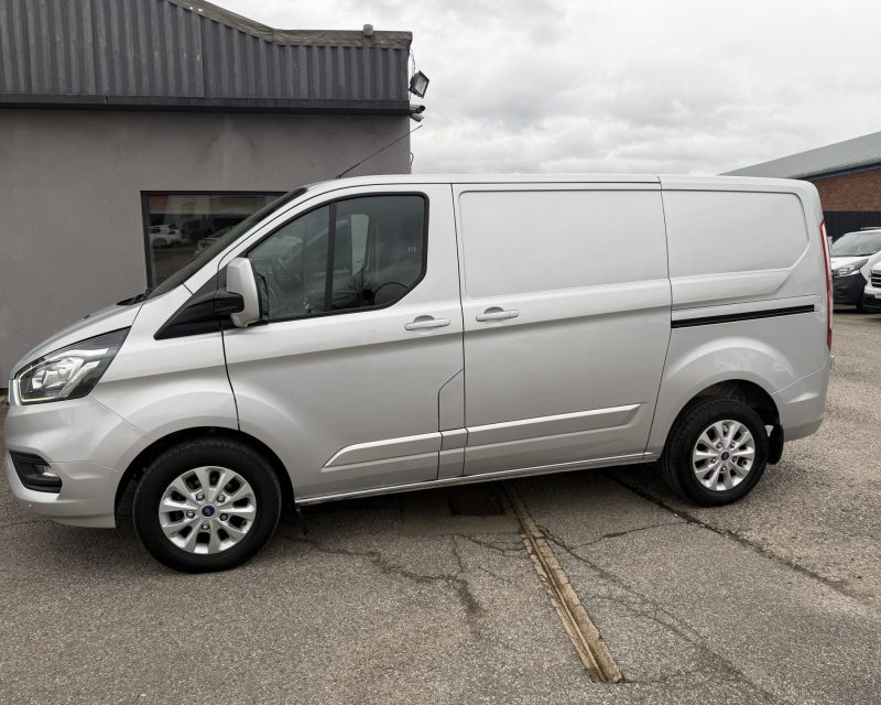 Ford Transit Custom 2.0 EcoBlue 300 Limited SWB