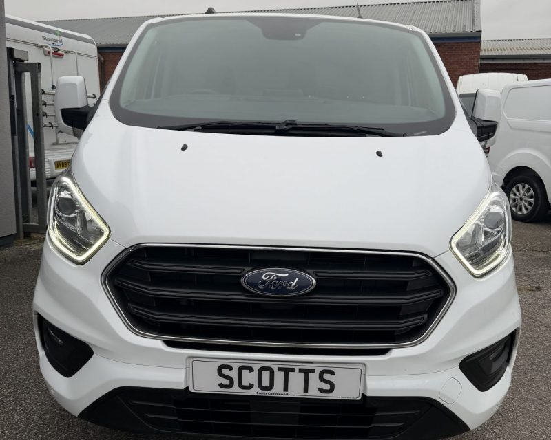 Ford Transit Custom 2.0 EcoBlue 300 130 Limited LWB