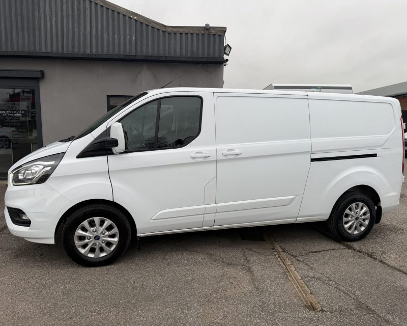 Ford Transit Custom 2.0 EcoBlue 300 130 Limited LWB