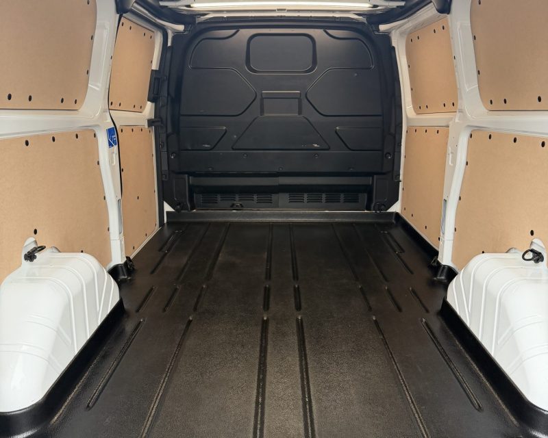 Ford Transit Custom 2.0 EcoBlue 300 130 Limited LWB