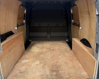 Volkswagen Caddy 2.0 TDi Maxi Commerce Pro LWB