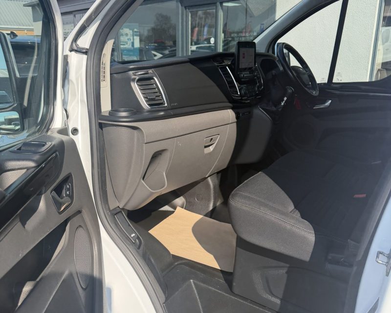 Ford Transit Custom 2.0 EcoBlue Limited 130ps LWB