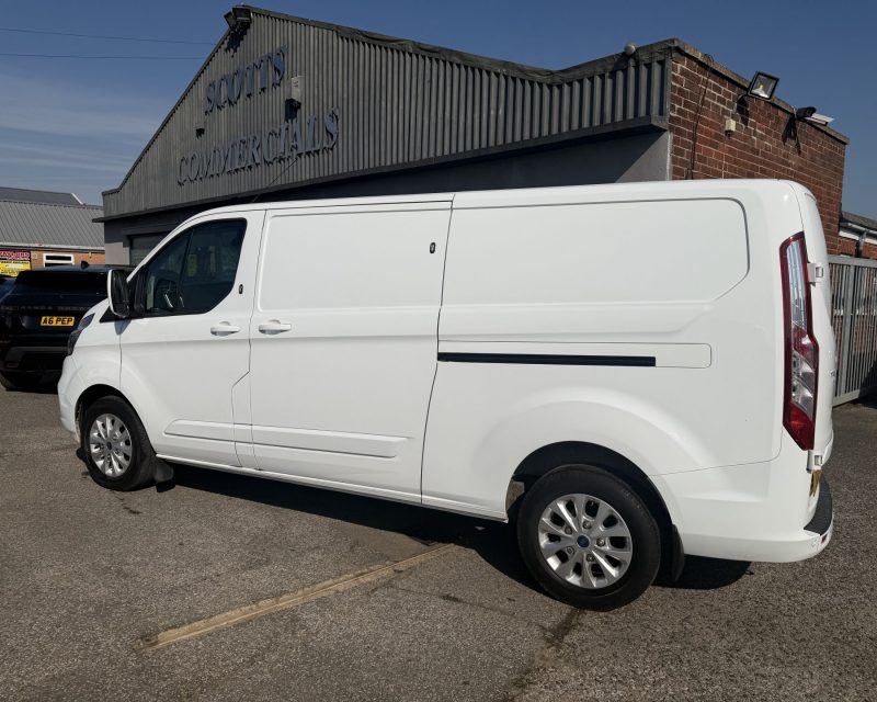 Ford Transit Custom 2.0 EcoBlue Limited 130ps LWB