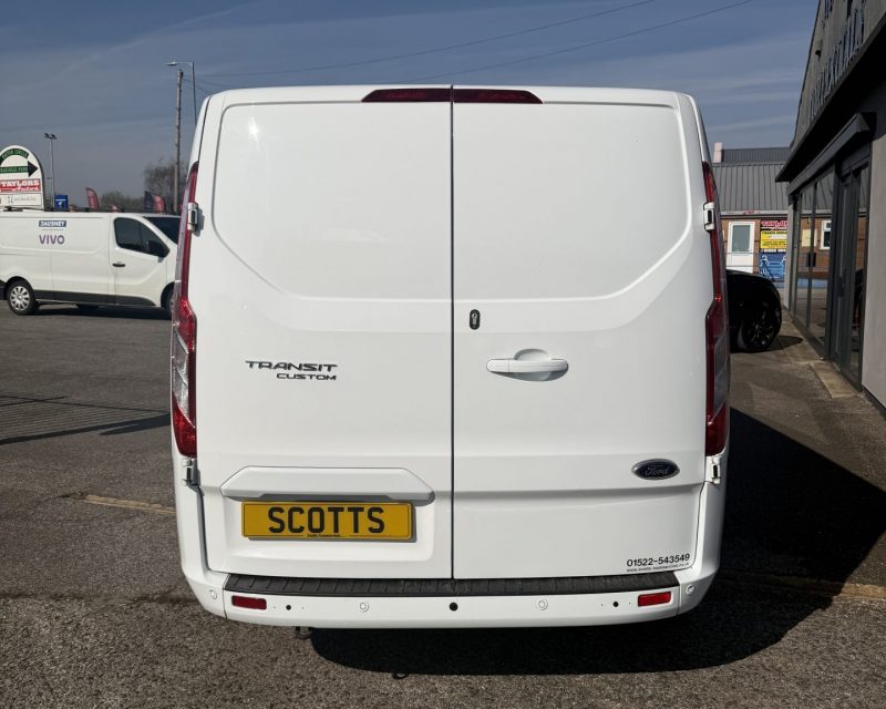 Ford Transit Custom 2.0 EcoBlue Limited 130ps LWB