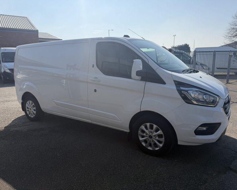 Ford Transit Custom 2.0 EcoBlue Limited 130ps LWB