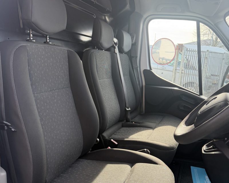 Vauxhall Movano 2.3 CDTi Turbo D L3H3 150ps