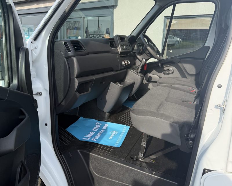 Vauxhall Movano 2.3 CDTi Turbo D L3H3 150ps