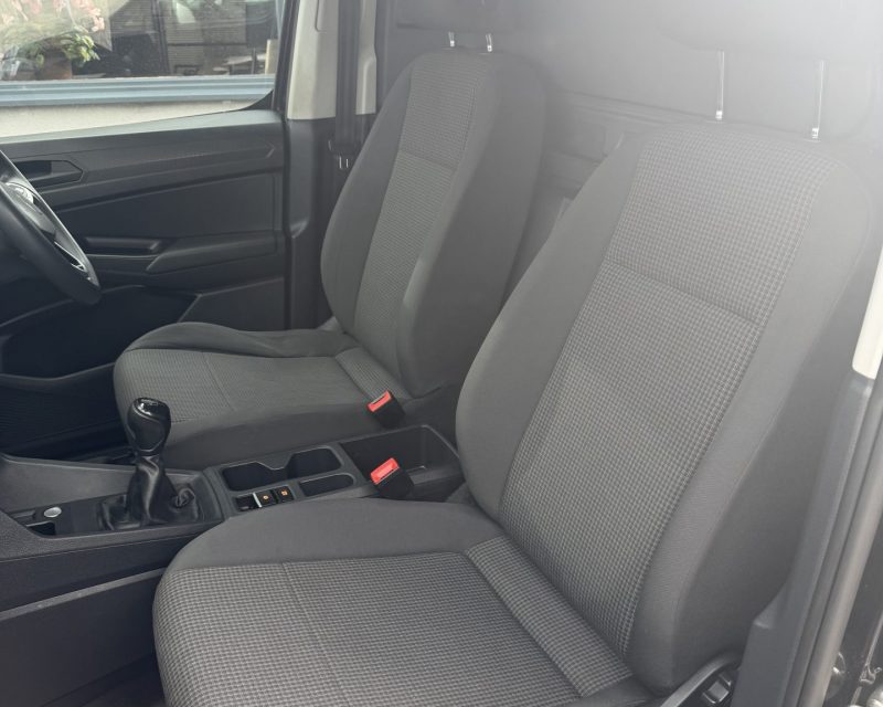 Volkswagen Caddy Maxi 2.0 TDi Commerce 102ps LWB