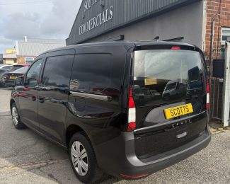 Volkswagen Caddy Maxi 2.0 TDi Commerce 102ps LWB