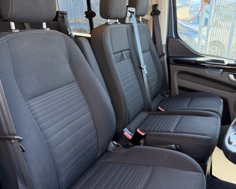 Ford Transit Custom 2.0 EcoBlue CrewVan Limited SWB