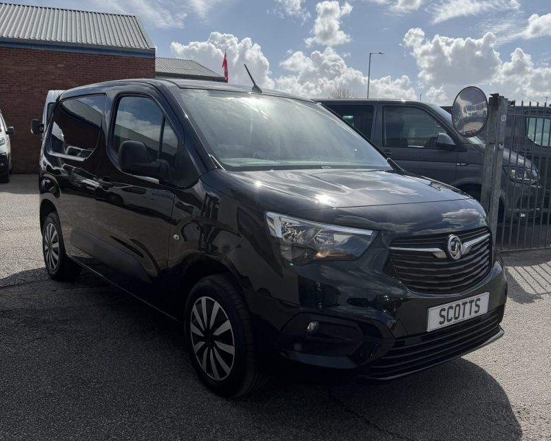 Vauxhall Combo 1.5 Turbo D Sportive Cargo 2000 SWB