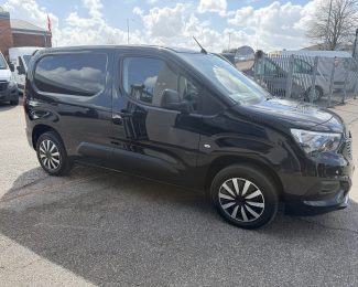 Vauxhall Combo 1.5 Turbo D Sportive Cargo 2000 SWB