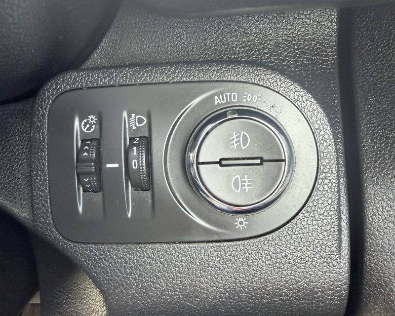 Vauxhall Combo 1.5 Turbo D Sportive Cargo 2000 SWB