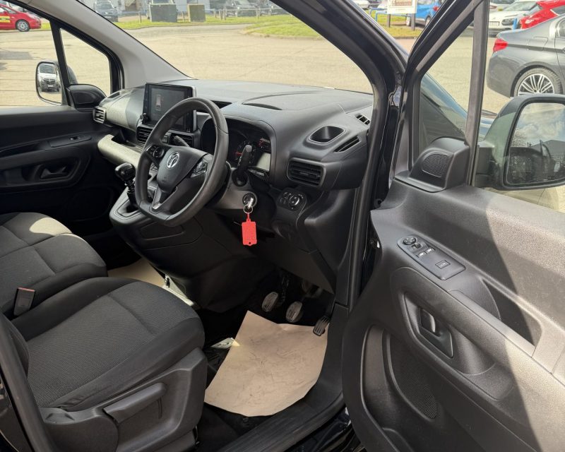 Vauxhall Combo 1.5 Turbo D Sportive Cargo 2000 SWB