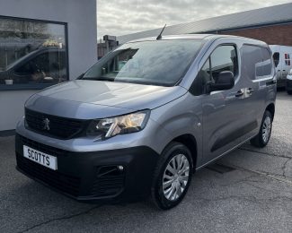 Peugeot Partner 1.5 BlueHDi Professional 1000 SWB