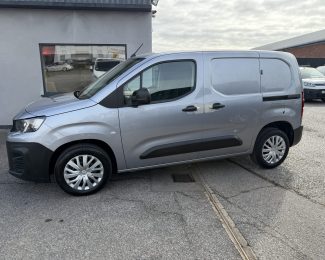 Peugeot Partner 1.5 BlueHDi Professional 1000 SWB