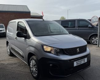 Peugeot Partner 1.5 BlueHDi Professional 1000 SWB