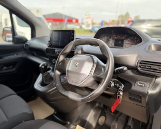 Peugeot Partner 1.5 BlueHDi Professional 1000 SWB