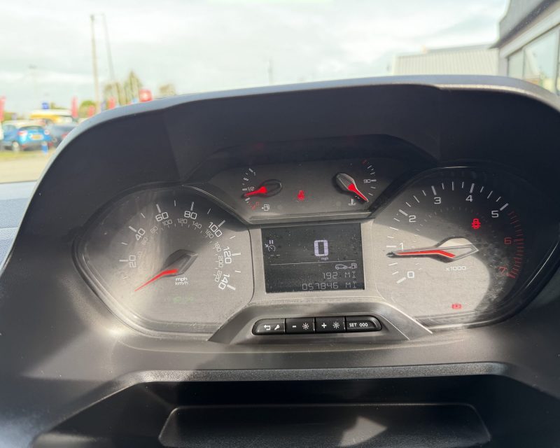 Peugeot Partner 1.5 BlueHDi Professional 1000 SWB