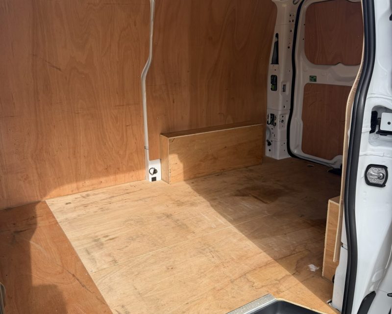 Ford Transit Custom 2.0 EcoBlue 300 136ps Trend SWB
