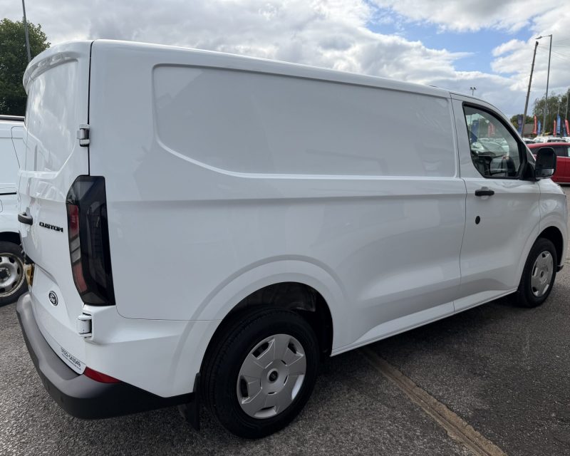 Ford Transit Custom 2.0 EcoBlue 300 136ps Trend SWB
