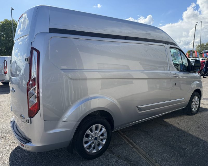 Ford Transit Custom 2.0 EcoBlue 130ps High Roof LWB Limited Van