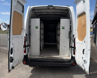 Renault Master LM35 2.3 CDTi 135 Business LWB