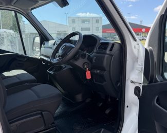 Renault Master LM35 2.3 CDTi 135 Business LWB
