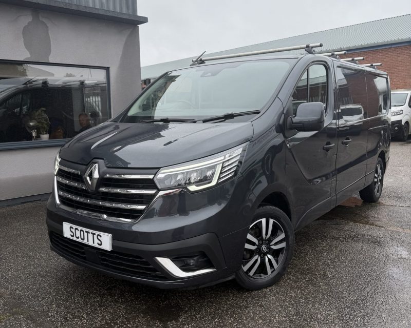 Renault Trafic 2.0 dCi Sport Extra LL30 150ps LWB
