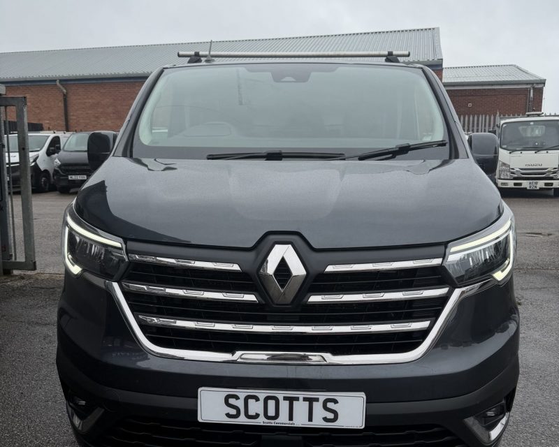 Renault Trafic 2.0 dCi Sport Extra LL30 150ps LWB