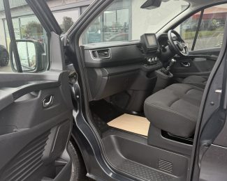 Renault Trafic 2.0 dCi Sport Extra LL30 150ps LWB