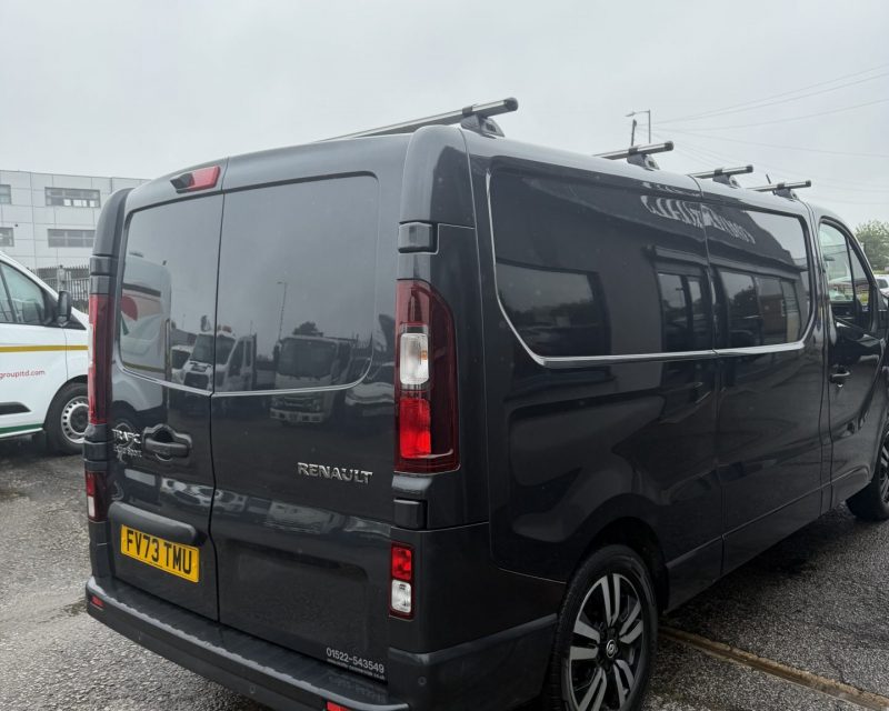 Renault Trafic 2.0 dCi Sport Extra LL30 150ps LWB