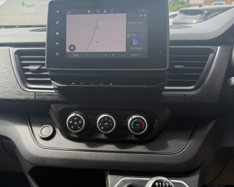 Nissan Primastar 2.0 dCi Tekna 130 LWB