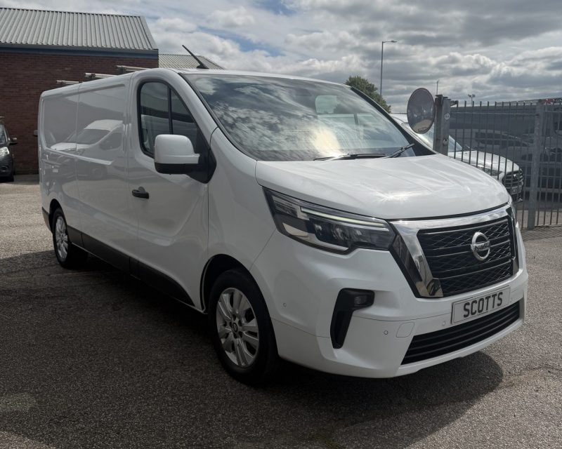 Nissan Primastar 2.0 dCi Tekna 130 LWB
