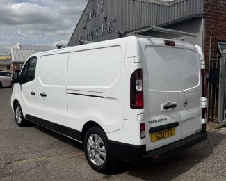 Nissan Primastar 2.0 dCi Tekna 130 LWB