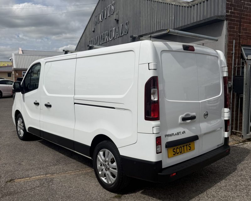 Nissan Primastar 2.0 dCi Tekna 130 LWB