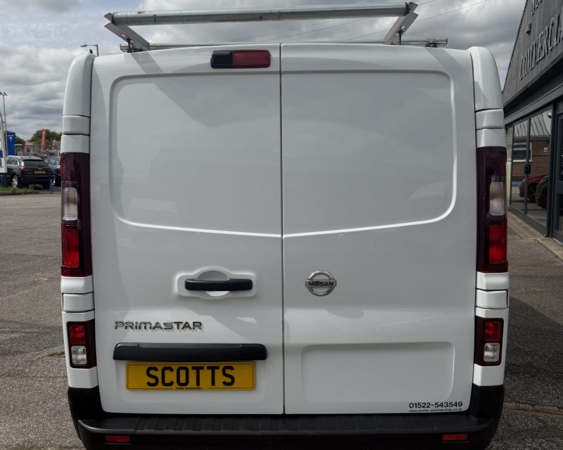 Nissan Primastar 2.0 dCi Tekna 130 LWB
