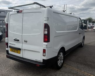 Nissan Primastar 2.0 dCi Tekna 130 LWB